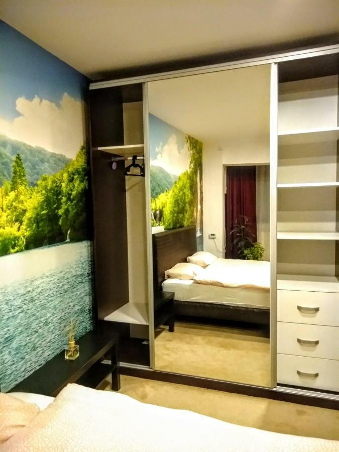 Cozy Downtown Oasis Lejlighed Bukarest Eksteriør billede