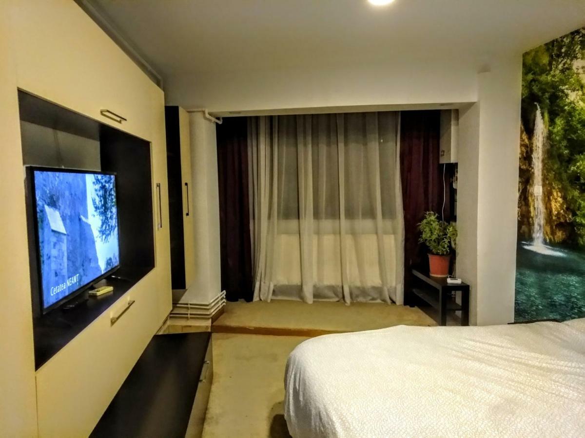 Cozy Downtown Oasis Lejlighed Bukarest Eksteriør billede